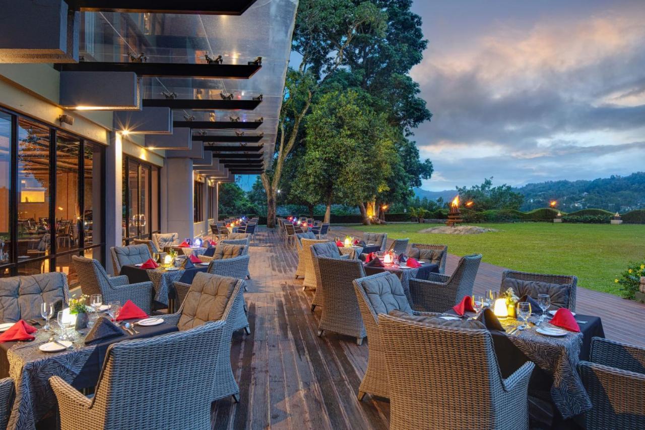 โรงแรมเอิร์ล รีเจนซี แคนดี้ ภายนอก รูปภาพ