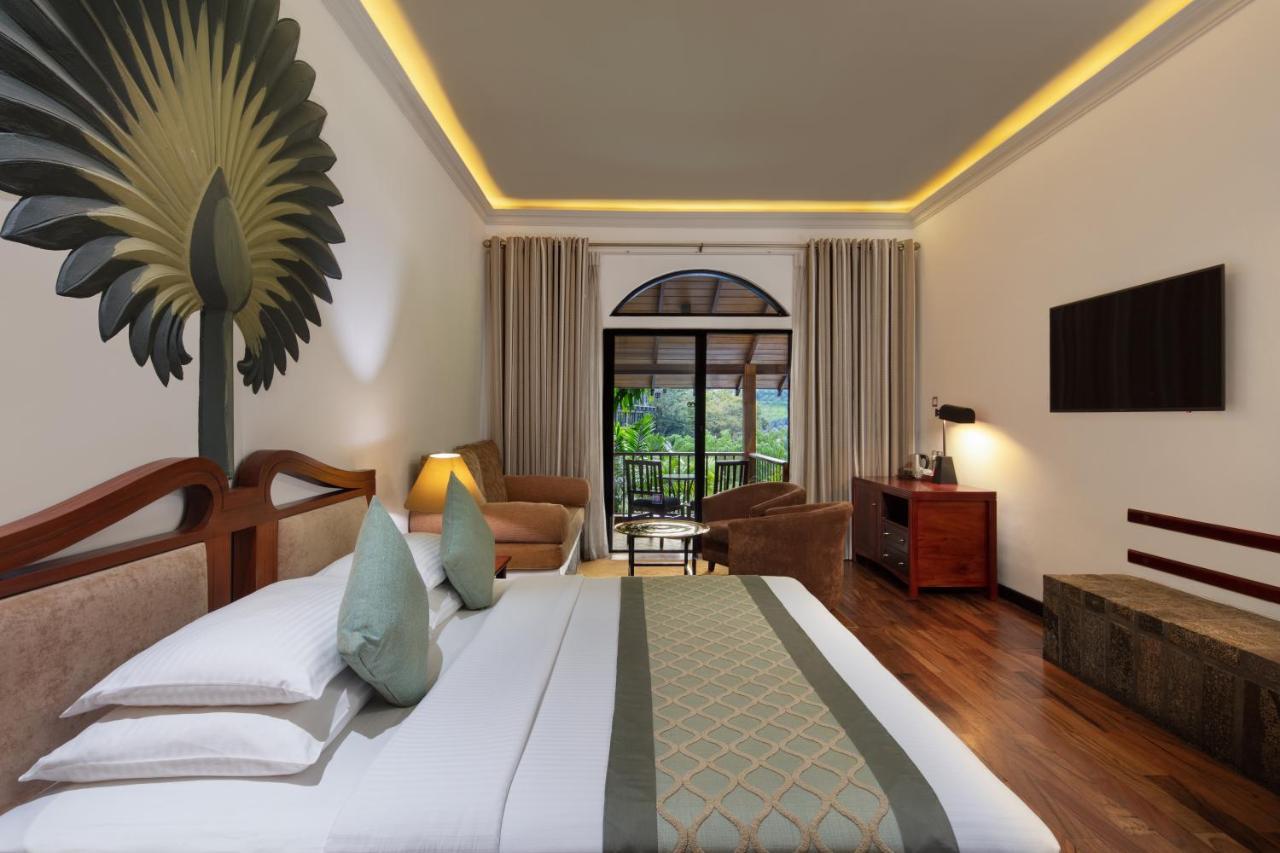 โรงแรมเอิร์ล รีเจนซี แคนดี้ ภายนอก รูปภาพ